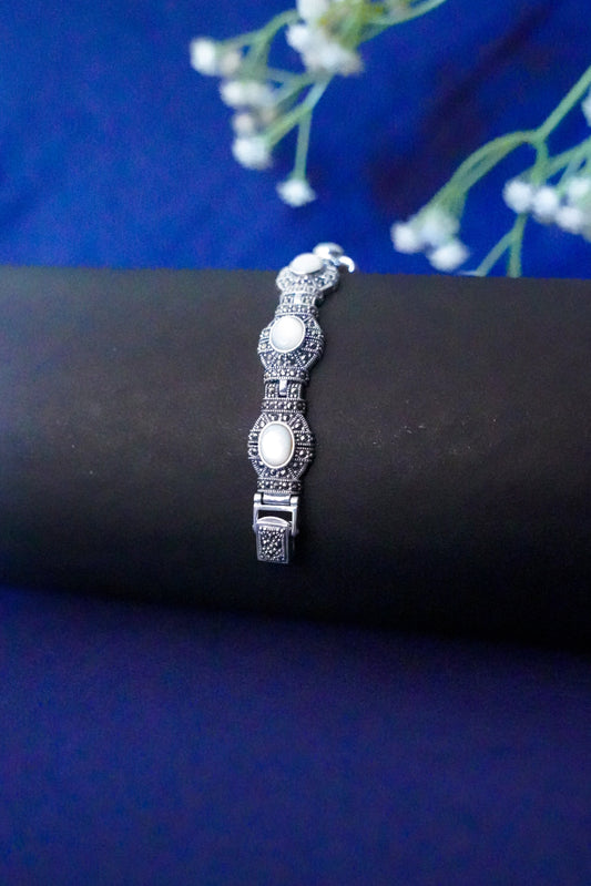 White Pearl Marca Silver Bracelet