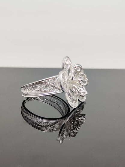 Delicate Delight Filigree Ring