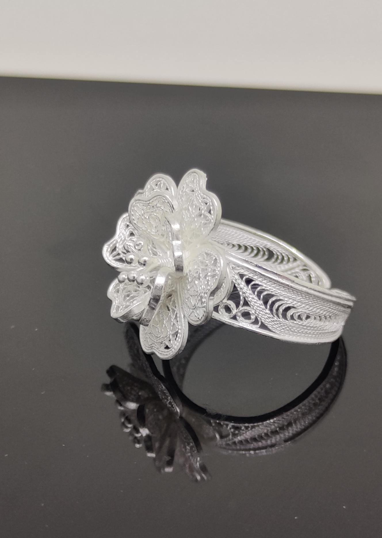 Rose Petal Filigree Silver Ring